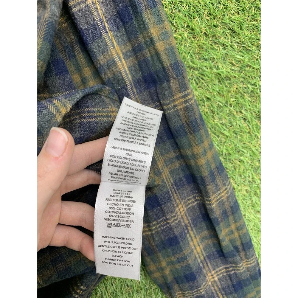 True Religion shop confidence